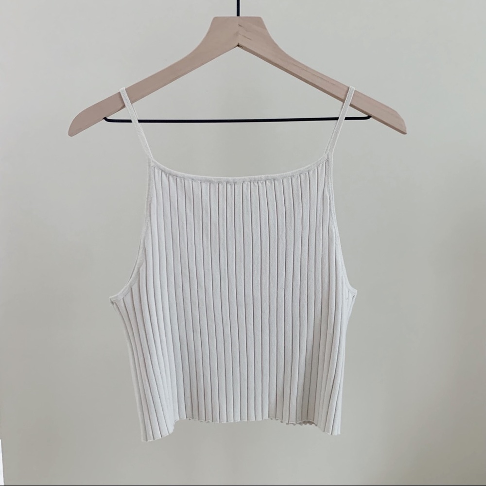 H&M off white ribbed crop top